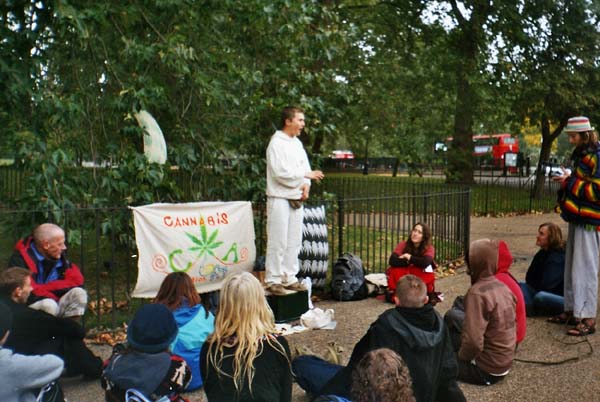 Free Rob addressing the crowd